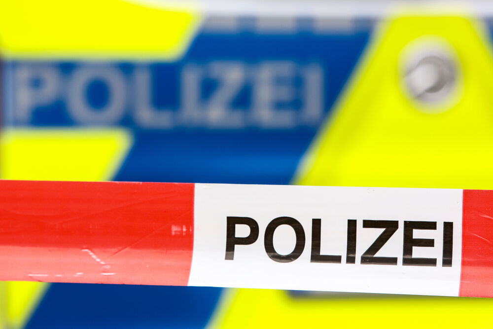 Erneut Bombendrohung gegen Schule - 3 Mädchen mussten medizinisch betreut werden!